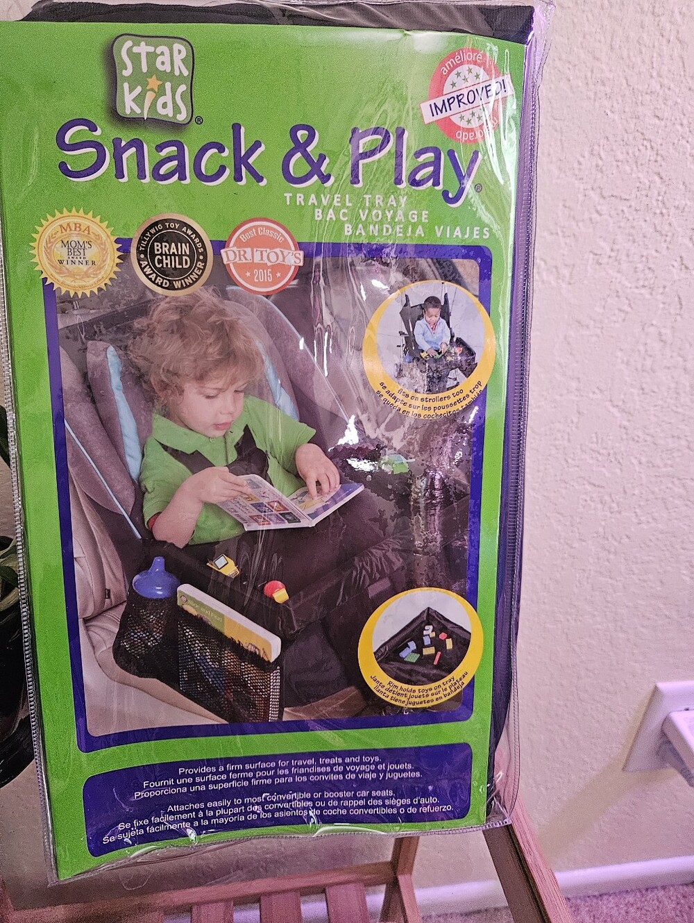 StarKids Snack & Play Travel Tray in Black and Green